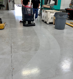 Viper AS6690T, Floor Scrubber, 26", 22 Gallon, Battery, Self Propel, Disk, 3 Year Warranty