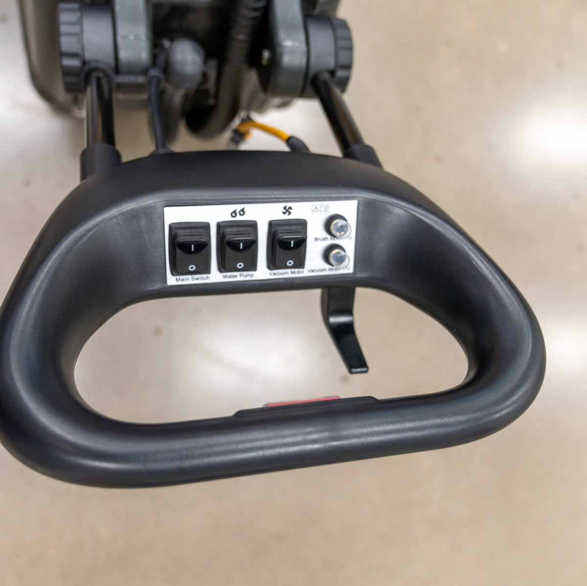 Carpet Extractor, 9 Gallon, 16", Pull Back, 3/3/1 Warranty