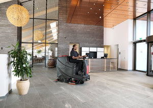 Viper AS850R | Floor Scrubber | 32" | 31 Gallon | Battery | Ride On | Disk | 3 Year Warranty