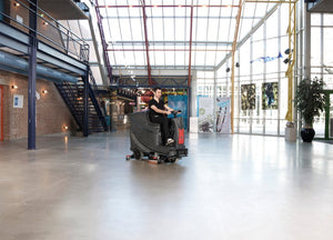 Viper AS850R, Rider Floor Scrubber, 32", 31 Gallon, Battery,  Disk, 3 Year Warranty