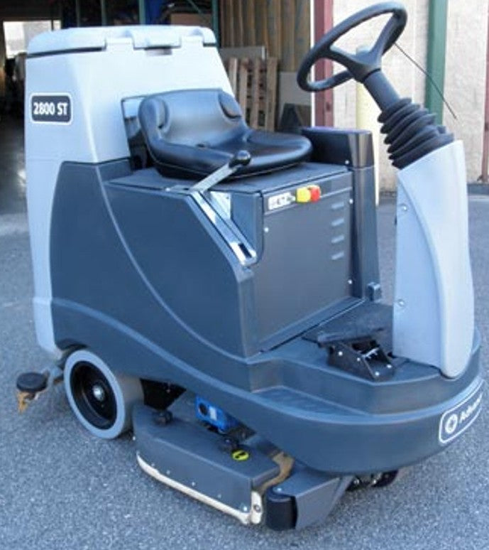 Refurbished Advance 2800ST, Rider Floor Scrubber, 28", 28 Gallon,  Battery, Disk, 6/1/1 Warranty