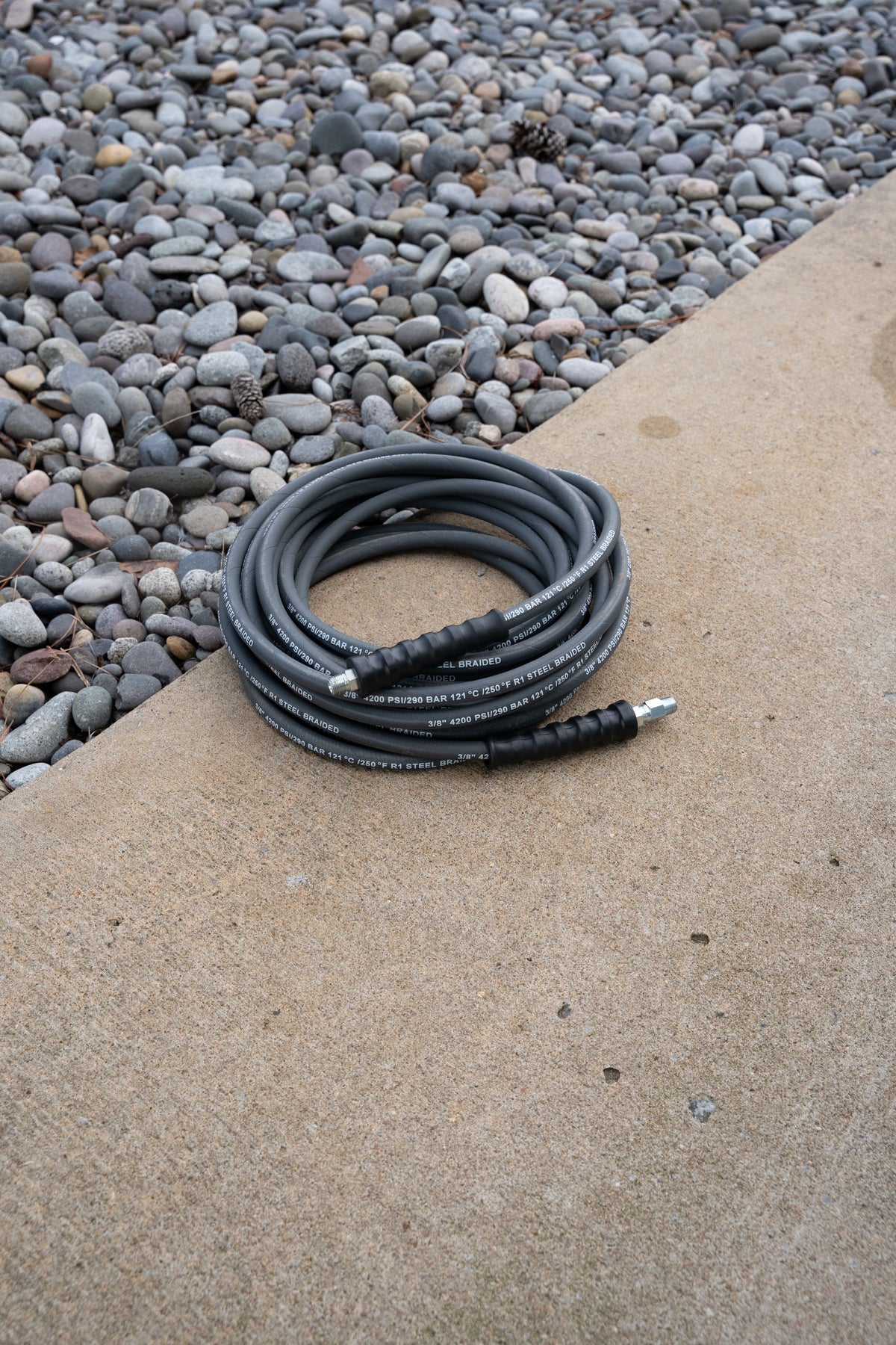 Non-Marking Pressure Washer Hoses - 1 & 2 Wire, Multiple Swivel & Coupler Options
