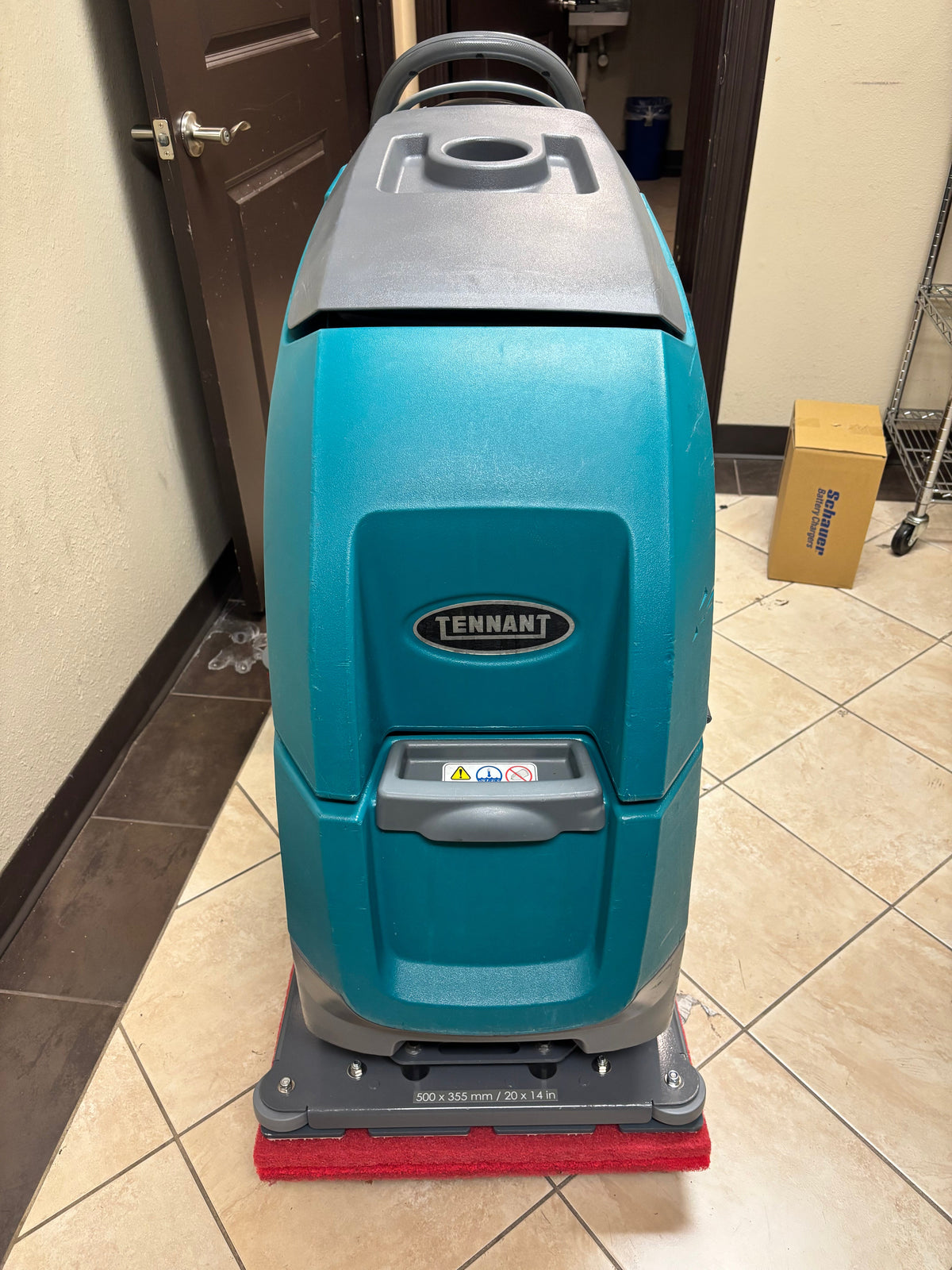 Refurbished Tennant T300, 20" Walk Behind Orbital Floor Scrubber, Battery, Self Propel, 3/1/1 Warranty, Quick Ship