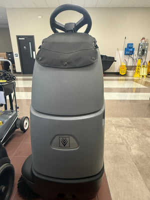 Karcher Windsor Chariot iVac 24, Wide Area Vacuum, 24", Ride On, Battery, With Tools, HEPA, Demo Unit