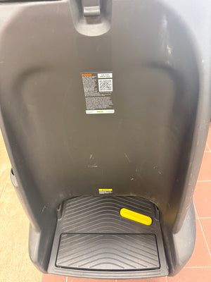 Karcher Windsor Chariot iVac 24, Wide Area Vacuum, 24", Ride On, Battery, With Tools, HEPA, Demo Unit
