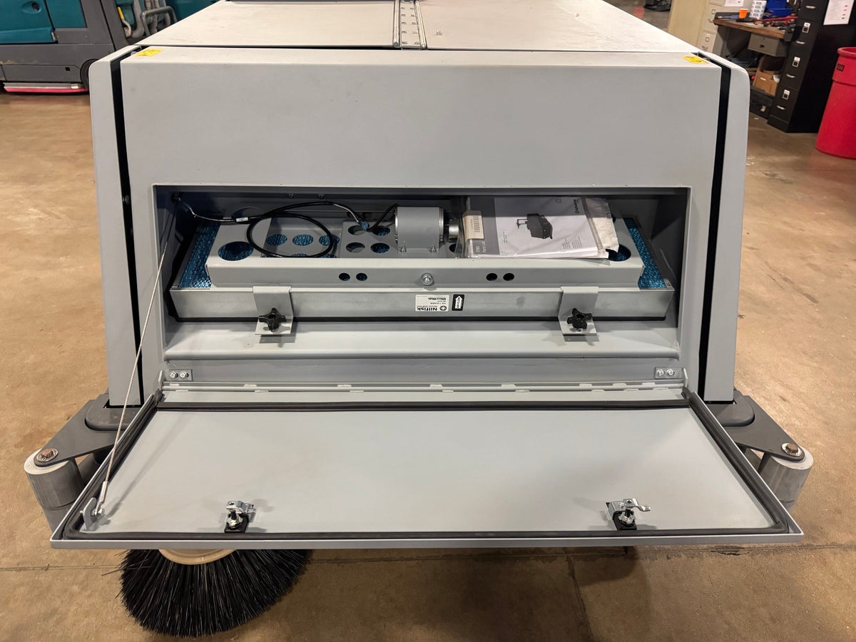 Advance 7765, Rider Floor Sweeper-Scrubber, 40", 100 Gallon, Propane, Cylindrical, 6/1/1 Warranty