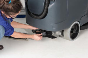 Advance SC2000 20D | Floor Scrubber | 20" | 18.5 Gallon | Ride On | Battery | Disk | 3 Year Warranty