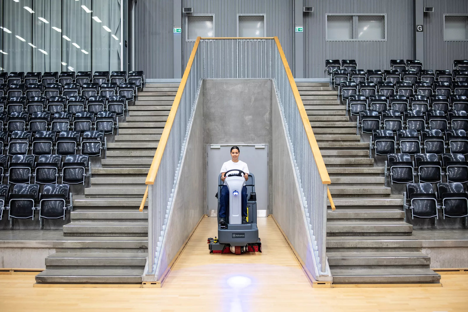 Nilfisk Advance SC4000 Rider Floor Scrubbers