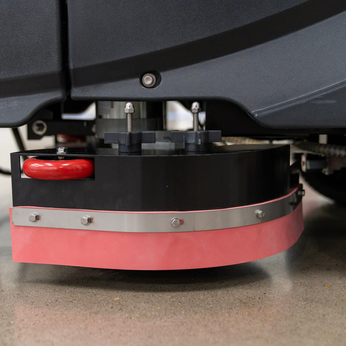 Rider Floor Scrubber, 28", 31 Gallon, Battery,  Disk, 3/3/1/1 Warranty