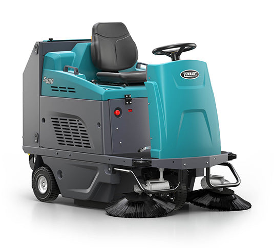 Tennant S880, Floor Sweeper, 48", 18 Gallon Hopper, Ride On, Battery, Dual Side Brushes, 2 Year Warranty